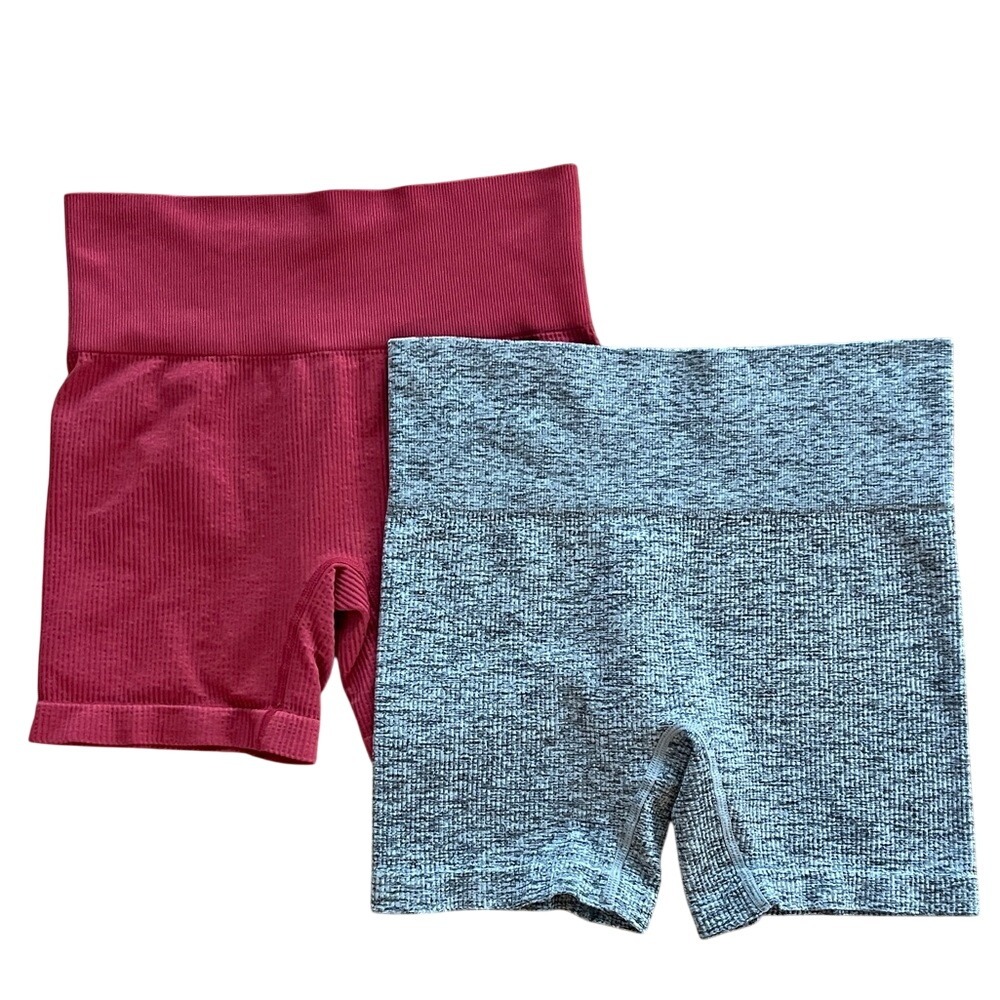 Colsie Ribbed Seamless High-Waist Shorts Burgandy Gray Medium